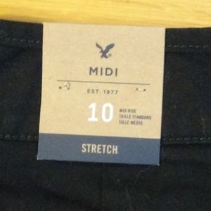 NWT American Eagle Stretch Midi Black Short - 10